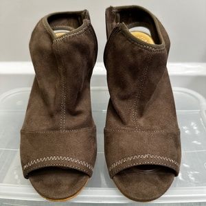 Open Toe Heeled Ankle Bootie - Taupe